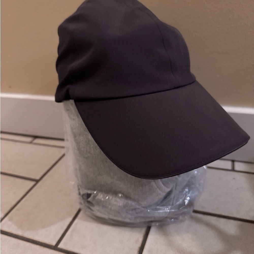 Lululemon Pony tail running hat - one size